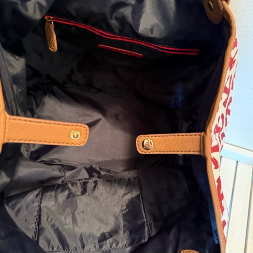 Tommy Hilfiger red anchor tote bag! Great Condition!! - Picture 9 of 14